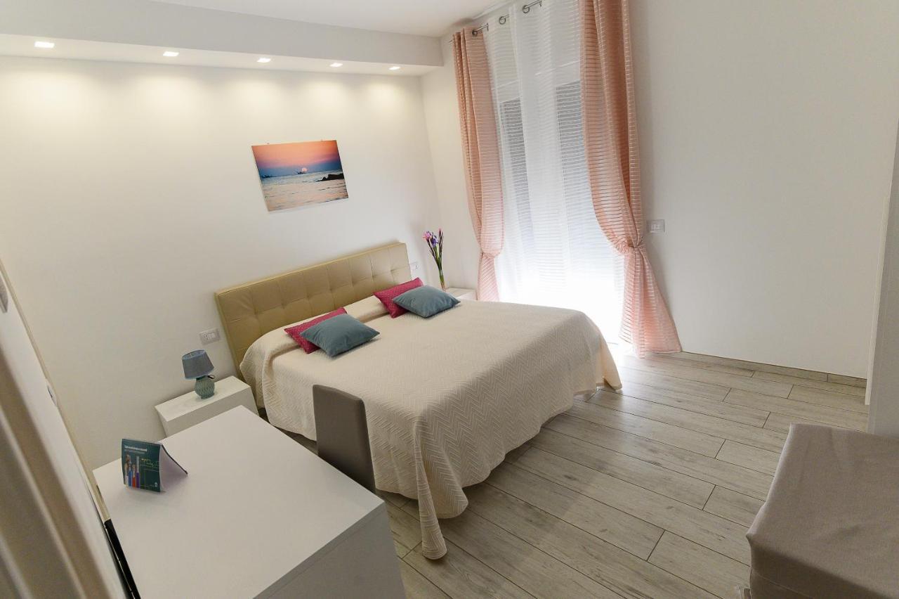 Pineta Del Mare Bed & Breakfast Alba Adriatica Exterior photo